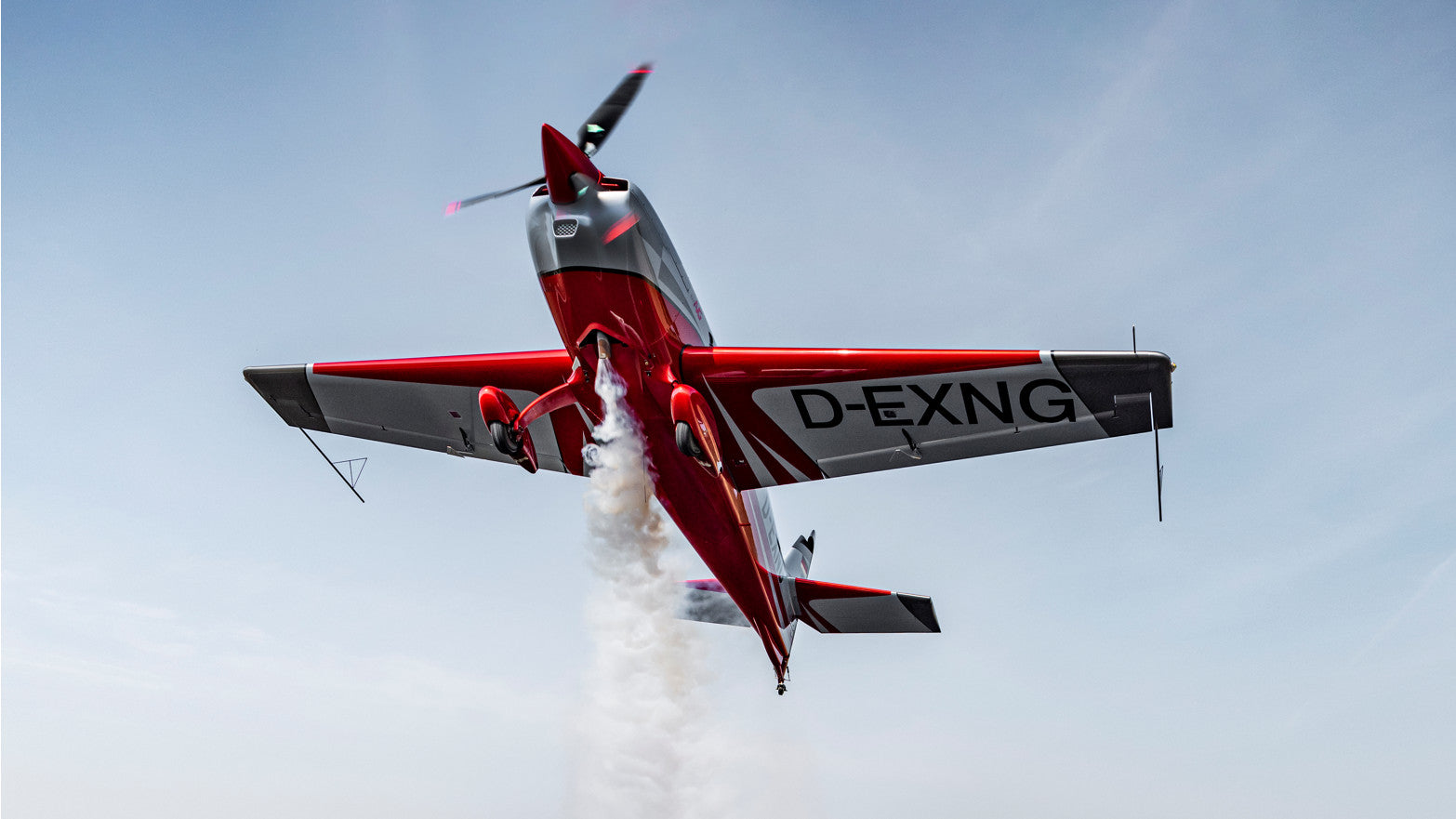 Extra NG - Starting, Smoke on. Ansicht von unten.