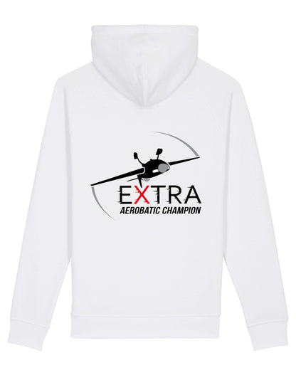 Produktbild einer weißen Strickjacke mit Stick-Motiv auf der Rückseite. Abgebildet wird das Extra Aerobatic Champion Logo inkl. der darüber befindlichen Extra 330 SC im Flug.