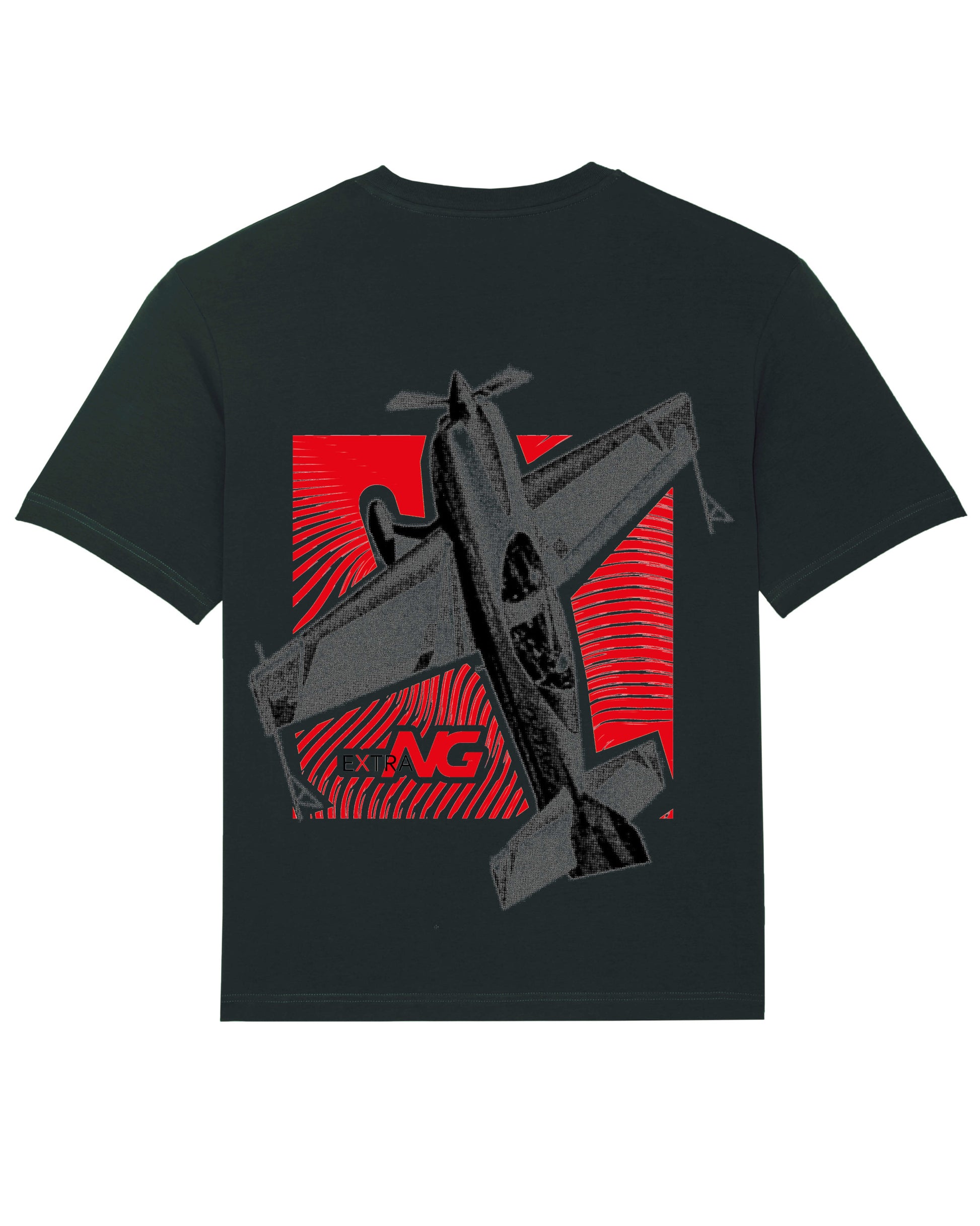 Produktbild eines schwarzen T-Shirts mit Backprint: Auf der Rückseite des Shirts ist die Extra NG im Steigflug in roten Design-Hintergrund eingebettet. Das Extra NG-Modelllogo ist im unteren Bereich des Prints dargestellt.